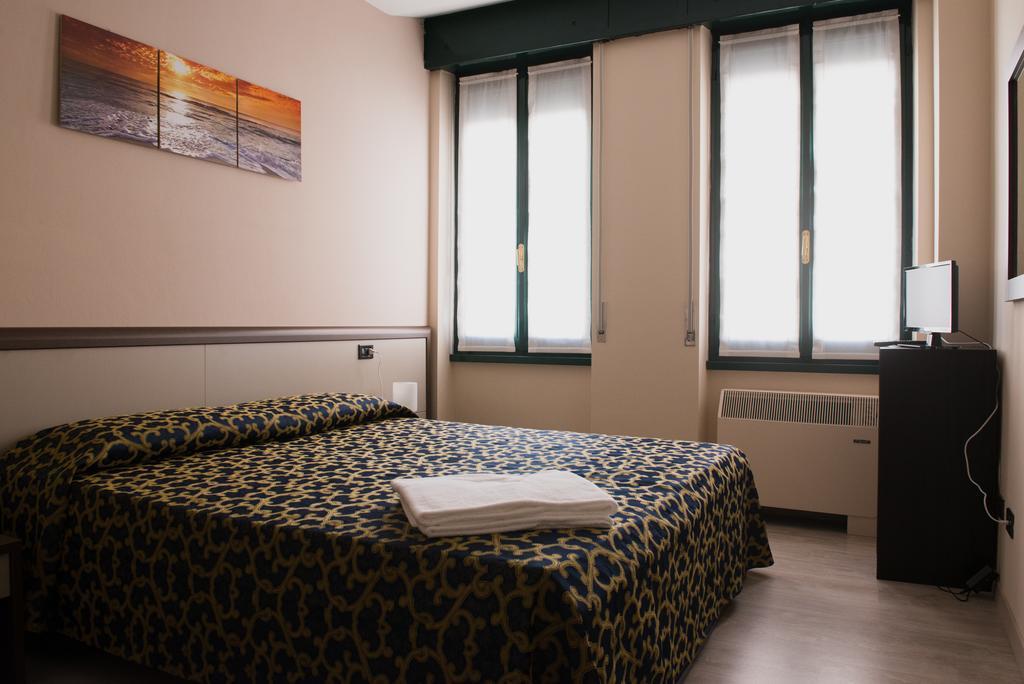 Locanda San Fiorenzo Fiorenzuola dʼArda Kültér fotó