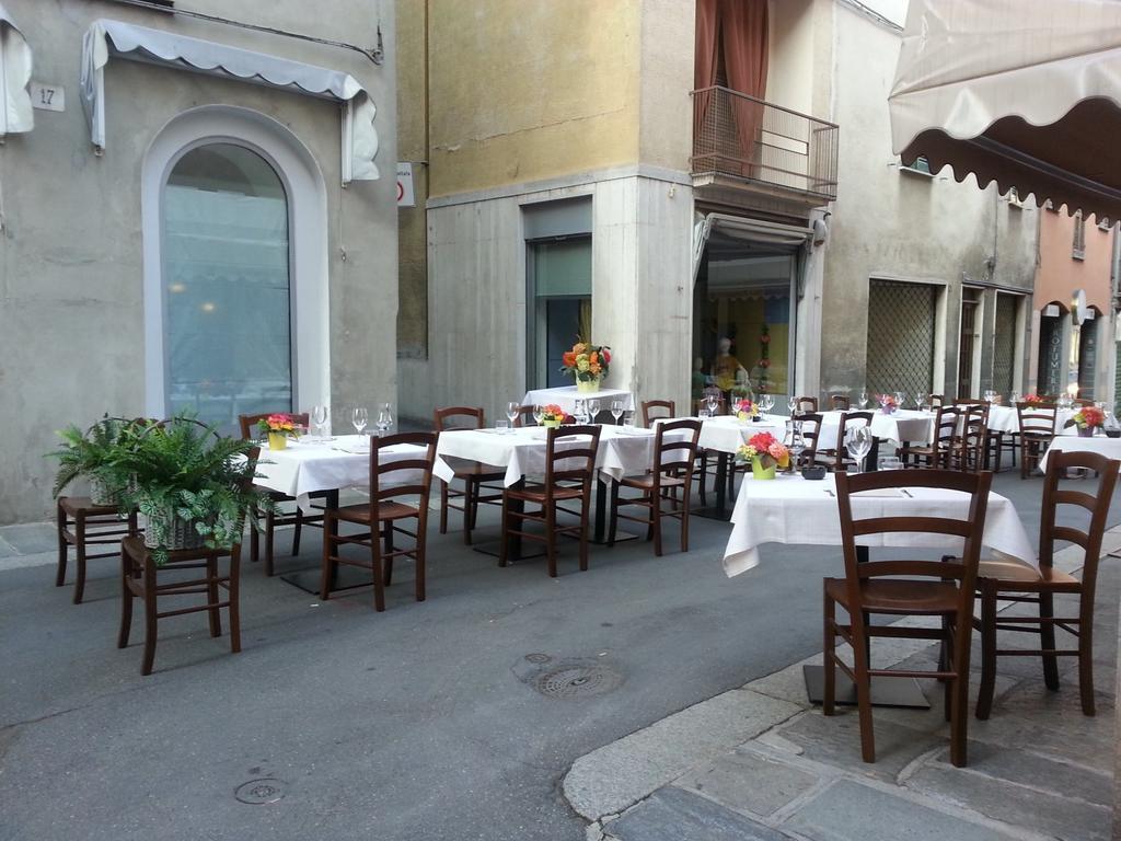 Locanda San Fiorenzo Fiorenzuola dʼArda Kültér fotó