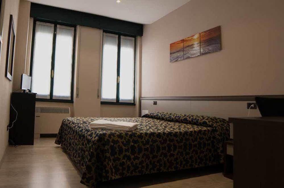 Locanda San Fiorenzo Fiorenzuola dʼArda Kültér fotó